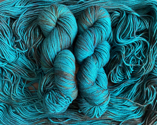 Blackened Jade - Superfine Worsted