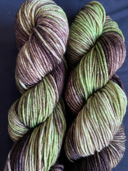 Dark Chocolate Pistachio - Superfine Worsted